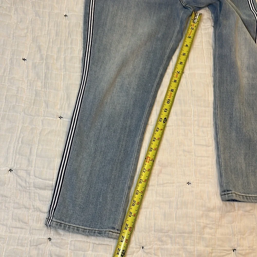 Talbots Modern Ankle Striped Straight Denim Light/Medium Wash Jean Size 6P - Picture 9 of 9